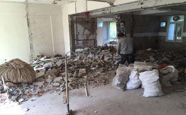 常熟蘇州拆除作業(yè)時(shí)遇到下雨天 該暫停施工嗎